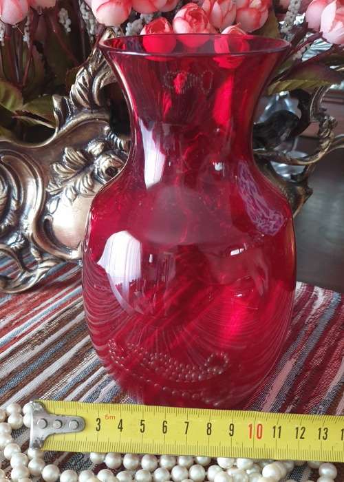 Delightful Red Vase for Your Collection