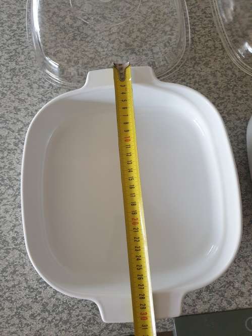 Two Large Corningware Bowls with Lids (PLEASE LOOK CLOSELY AT ALL THE PHOTOS)