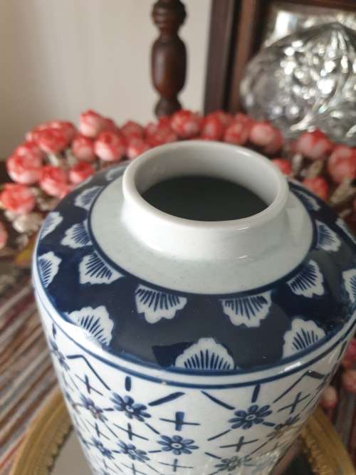 Exquisite Blue-and-White  Jar -  simply stunning