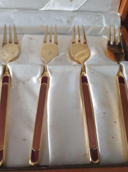 Awesome Martian Original Collection Nickel Silver Set of Six Cake Forks in Original Box