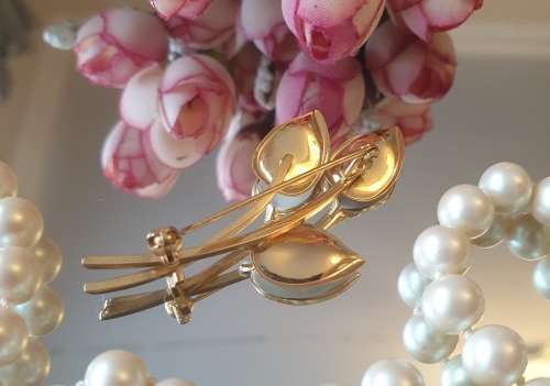 Vintage Brooch
