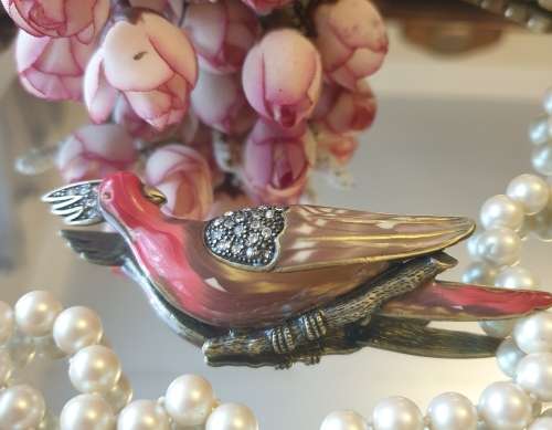 Vintage Brooch