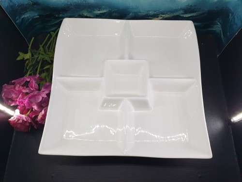 MAXWELL & WILLIAMS     Hors D`Oeuvre Platter  . UNUSED
