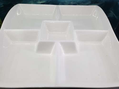 MAXWELL & WILLIAMS     Hors D`Oeuvre Platter  . UNUSED