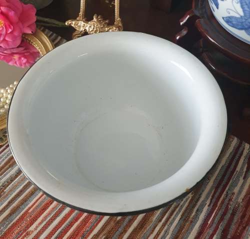 Vintage Enamel Chamber Pot