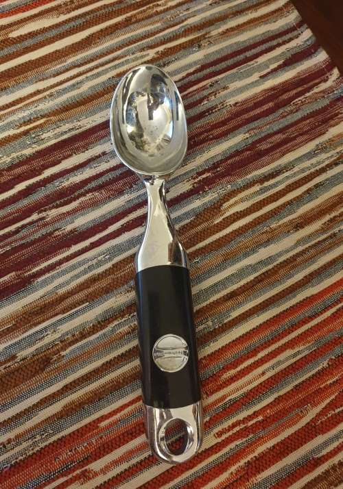 KitchenAid ice cream scoop