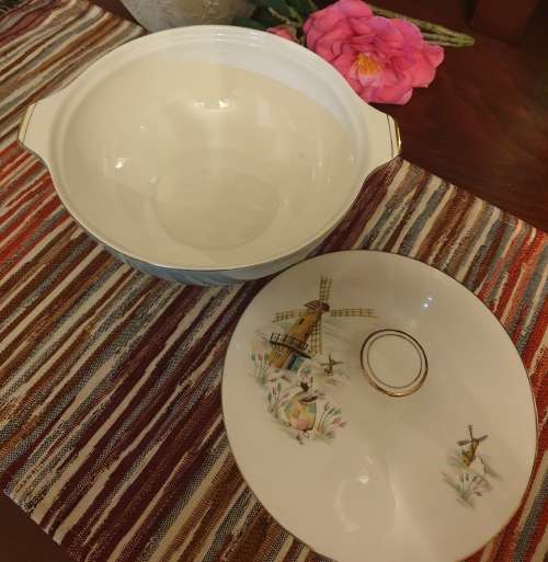 Alfred Meakin Tureen Dish with Lid