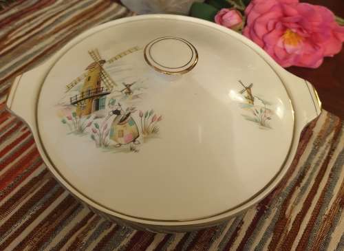Alfred Meakin Tureen Dish with Lid