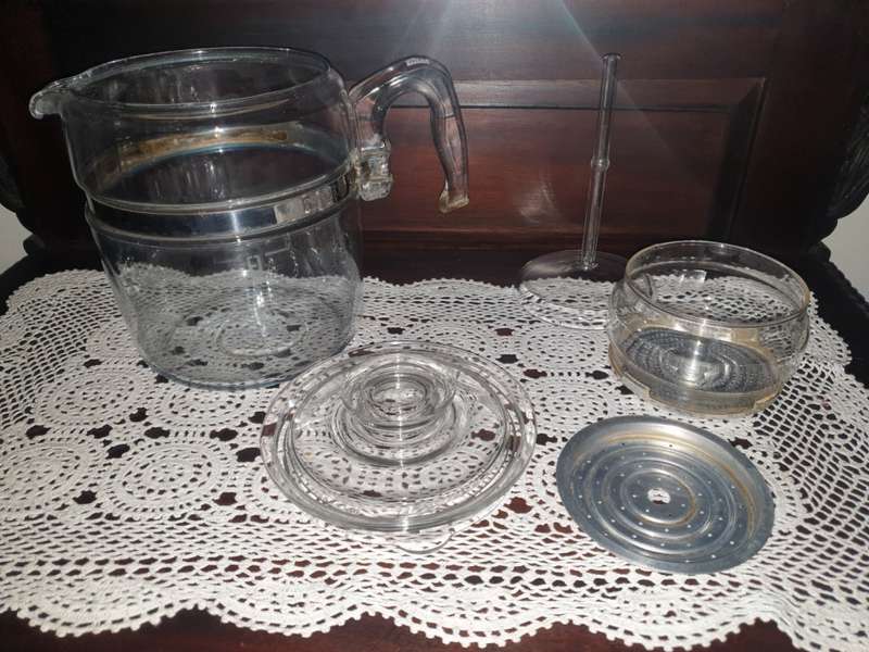 Pyrex 9 Cup Glass Coffee Pot Stovetop Percolator    VERY RARE !!!  OVER $150 ON AMAZON !!!