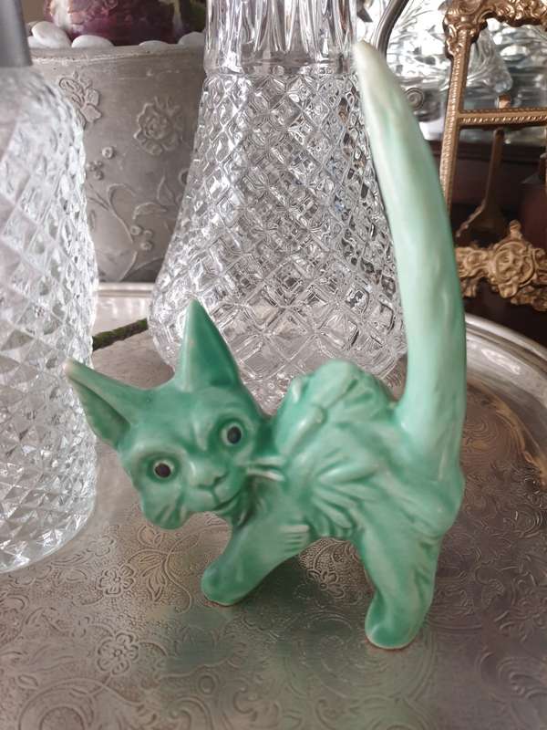 Vintage Sylvac Green Kitty | 1930`s | Very good Condition | England | free Bunny |