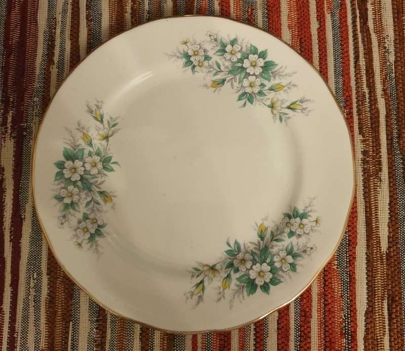 1 SIDE PLATE | QUEEN ANN | GOOD CONDITION | ENGLAND