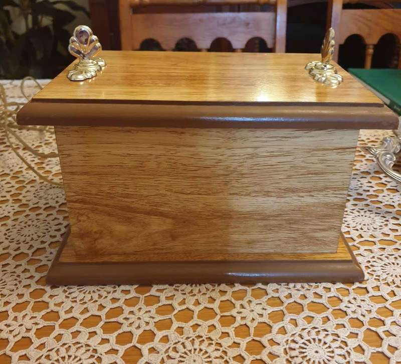 Pet Wooden Urn