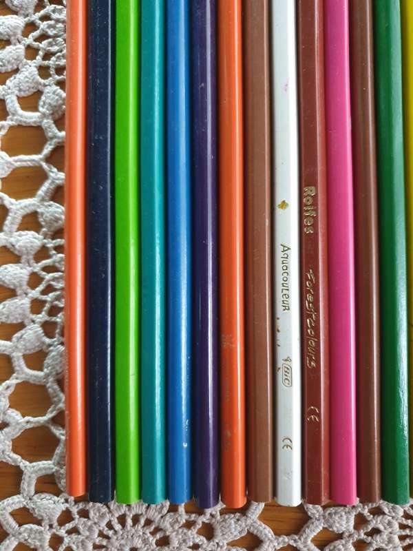BOX  WITH PENCILS  ETC