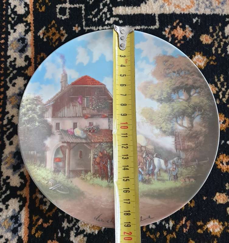 WALL PLATE