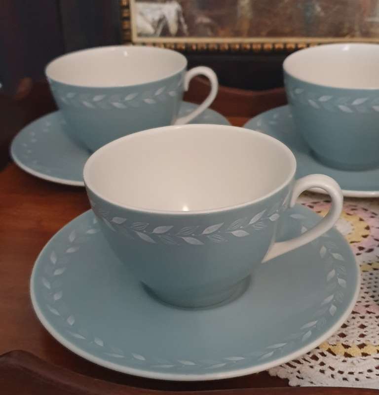 ROYAL DOULTON SET | KITCHEN | DECOR | TEA PARTY | COLLECTABLE| GOOD CONDITION |