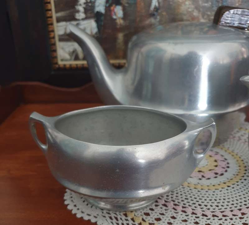 Picquo Ware | Vintage |  TEA SET |  mid-century | retro |