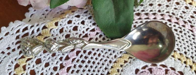 JENNA CLIFFORD `Roses` Sugar Spoon  | DECOR | VINTAGE | BARGAIN!!
