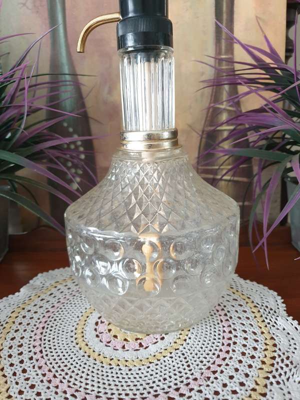 RETRO DECANTER MADE IN JAPAN