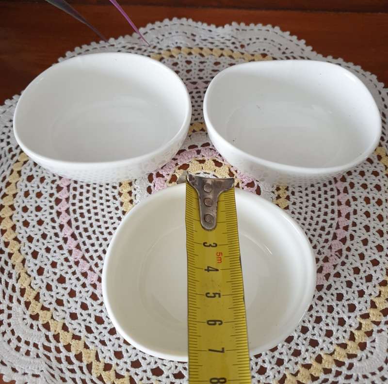 Maxwell & Williams 3 SMALL SNACK/ DIP  BOWLS