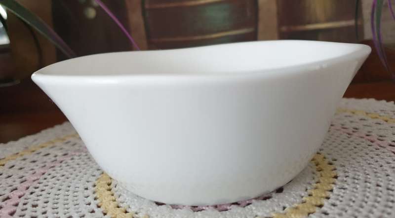 6 SMALL SNACK/ DIP  BOWLS