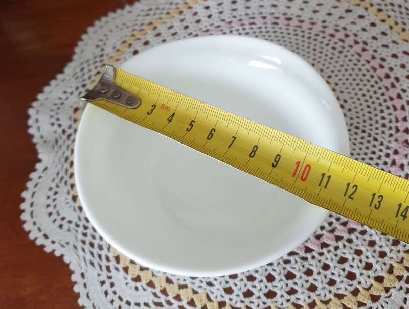 6 SMALL SNACK/ DIP  BOWLS