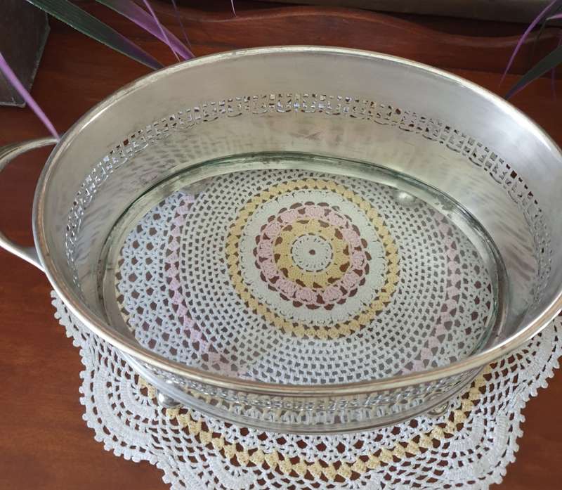 EPNS PLATED BOWL WITH GLASS BOTTOM (15 x 25 x 9 cm High)