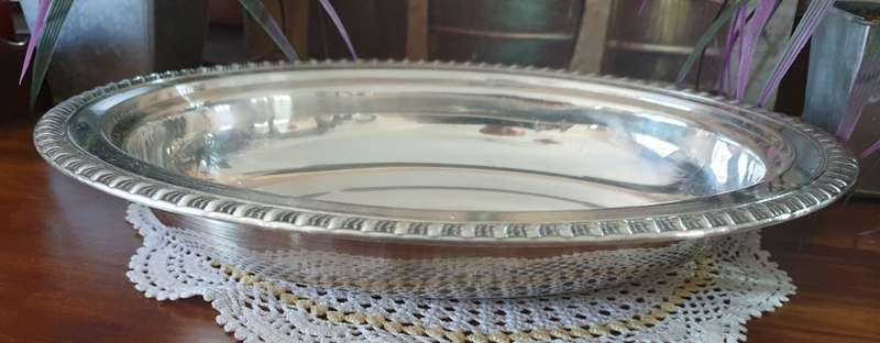 EPNS PLATED  SERVING BOWL (22 x 29 x 5 cm High)