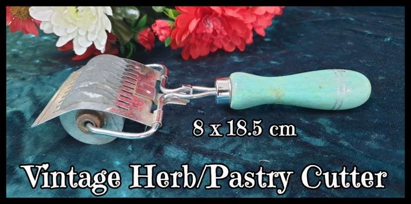Vintage Herb Cutter