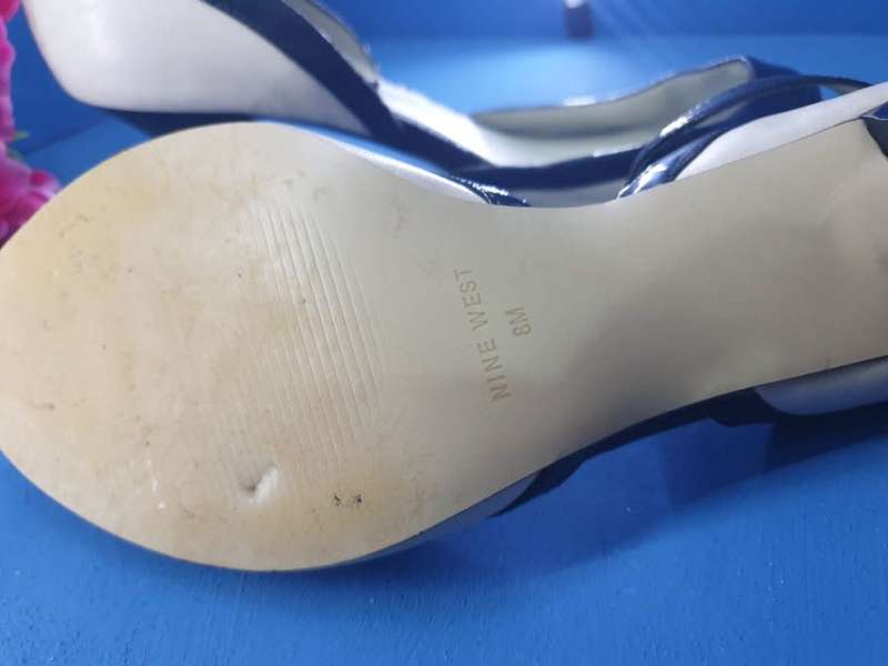 LADIES SHOES  |  PURCHASED IN THE USA |  SIZE 5/6