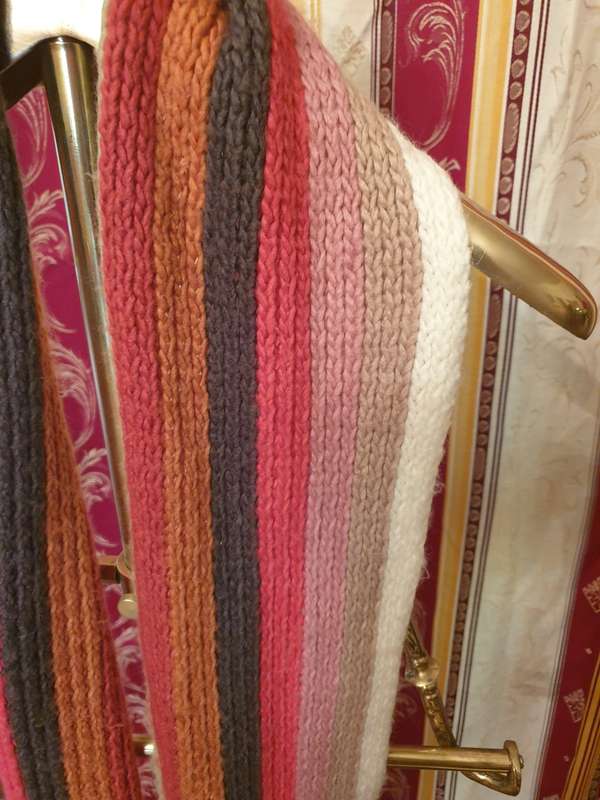 Ladies Scarves (3)