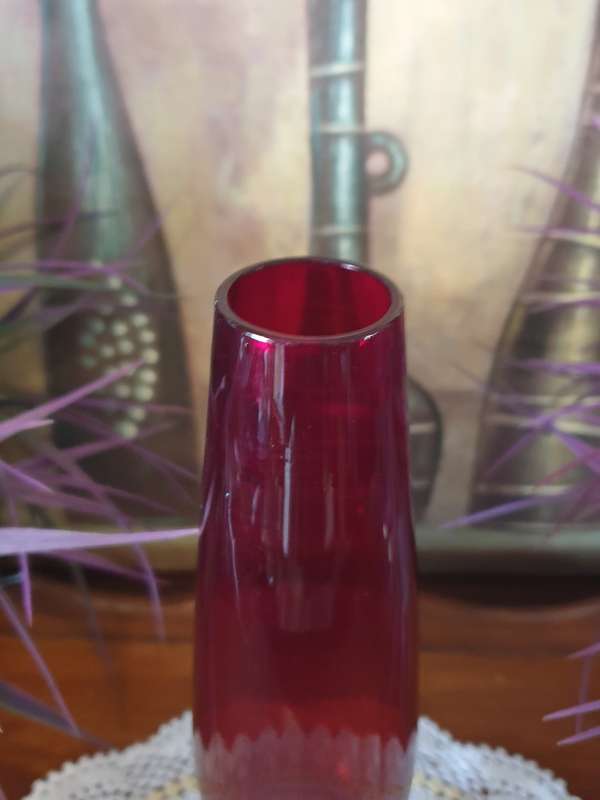 Stunning Red Vase for Your Collection