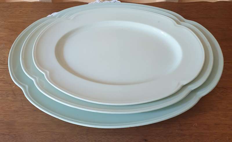 3 Johnson Bros Oval Serving Platters Greendawn  Mint Green Scalloped Edge