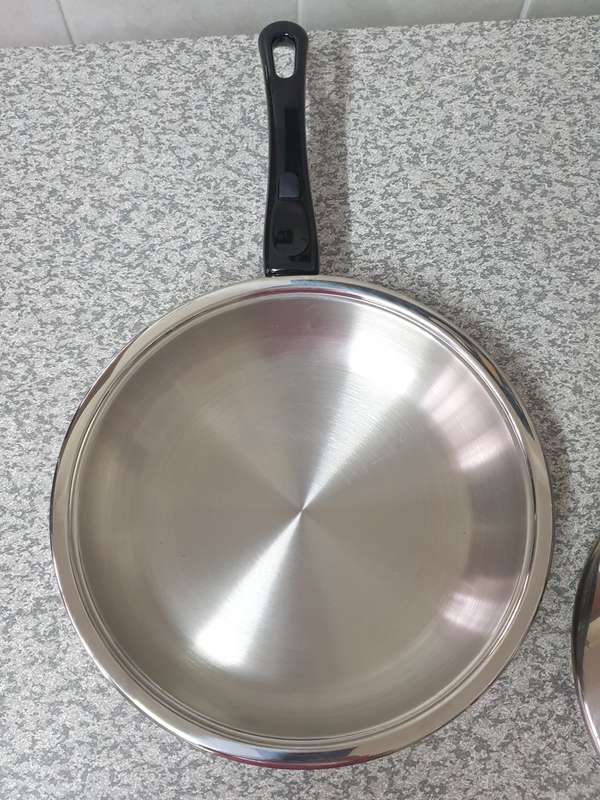 AMC LONG HANDLE CHEF`S PAN