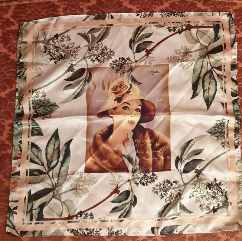 LADIES UNDERGARMENTS AND 2 SCARVES