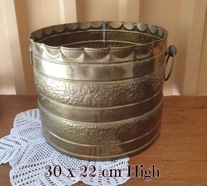 BRASS FLOWER BOWL | DECOR | BRASS CONTAINER |