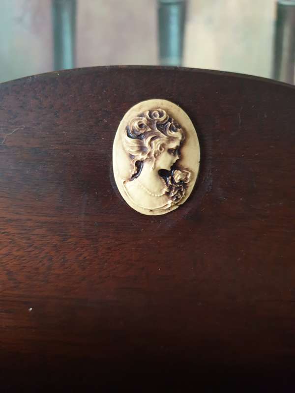 VINTAGE WOODEN ENVELOPE HOLDER
