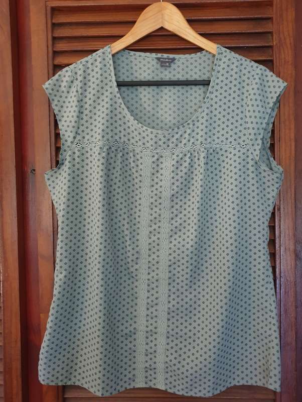 Ladies Top