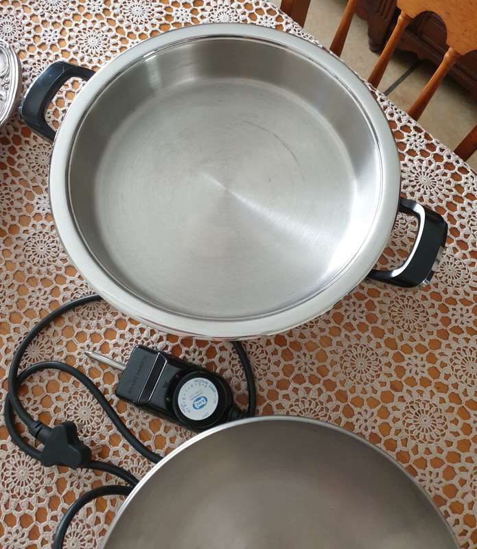 AMC ELECTRIC FRYING PAN | 30 CM ELECTRIC FRYING PAN | GOOD WORKING CONDITION | REDUCED TO CLEAR |