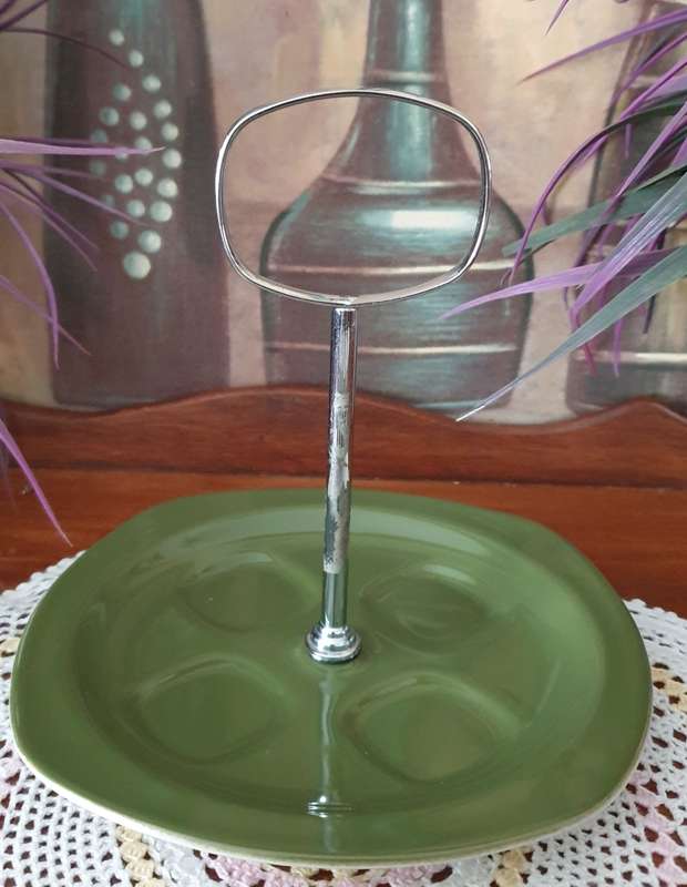 MIDWINTER | EGG CUPS AND TRAY | VINTAGE | DECOR |