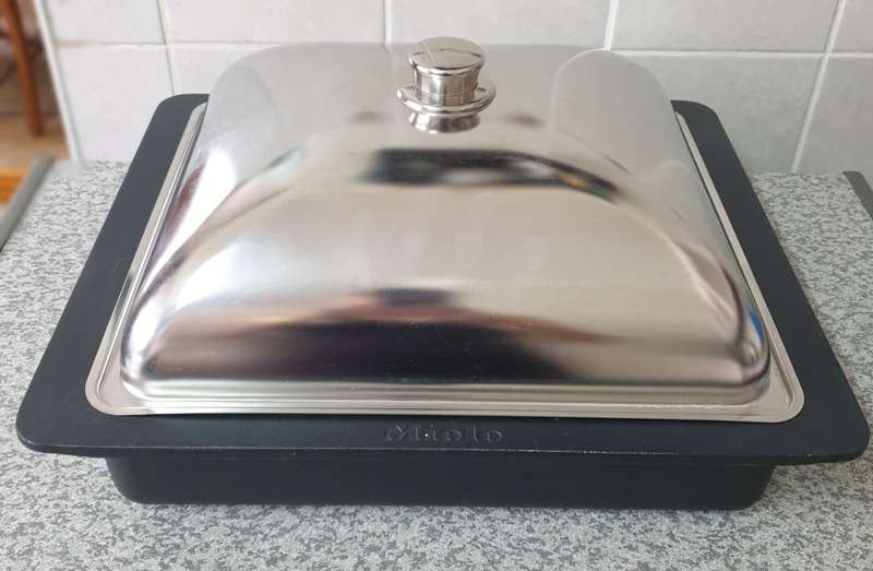 MIELE  Gourmet casserole dish  with Lid  | LARGE |