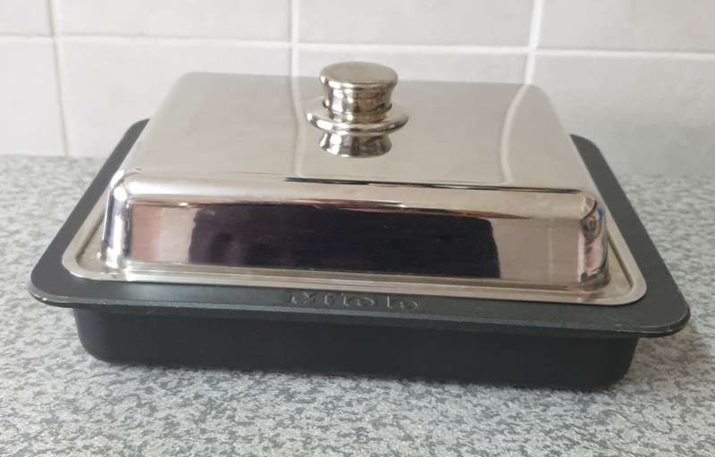 MIELE  Gourmet casserole dish  with Lid  | SMALL | 02 |