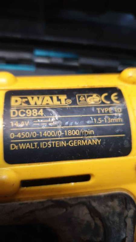De Walt DC984 Cordless drill  with charger