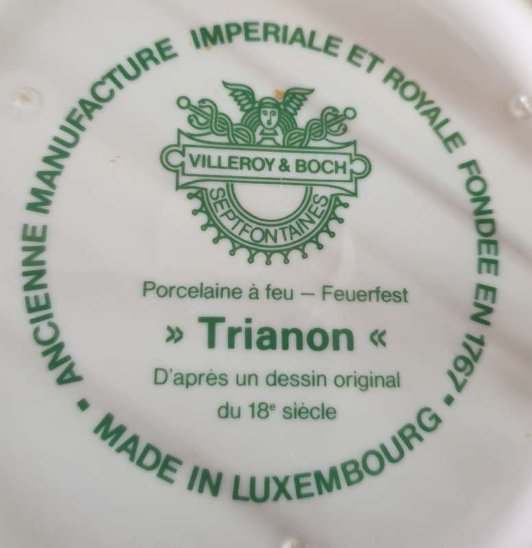 Villeroy & Boch TRIANON  Round  Vegetable Bowl