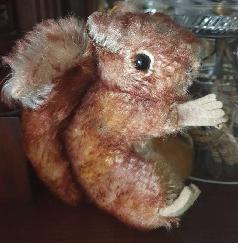 VINTAGE STEIFF SQUIRREL | GERMANY |