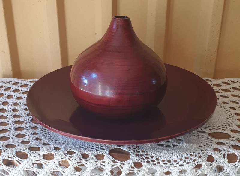 LARGE BAMBOO ROUND TRAY AND VASE | GOOD CONDITION | DECOR | HOME |