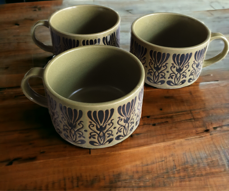 3 VINTAGE SOUP CUPS