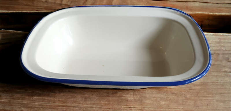 ENAMEL PIE DISH | HOME | KITCHEN |