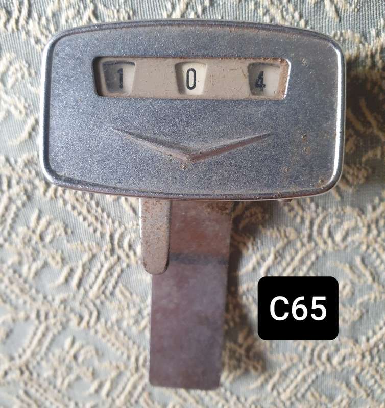 Vintage Hand Counter | Metal |