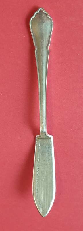 SILVER BUTTER KNIFE | VINTAGE |