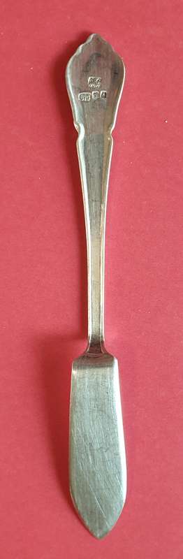 SILVER BUTTER KNIFE | VINTAGE |